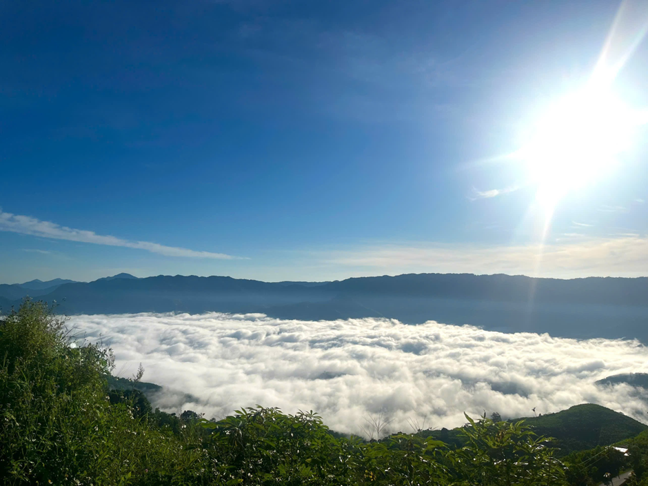 Cloud Hunting Experience at VioLak Pass